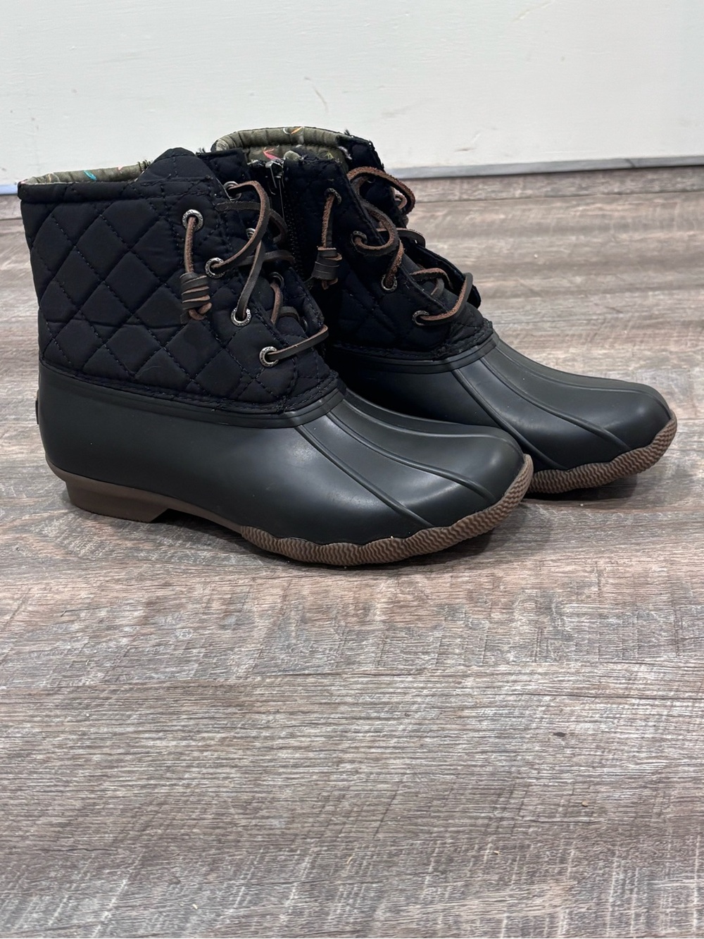 Sperry Women’s Quilted Saltwater Duck Boots Size 6.5 Black Waterproof Rain NWOB